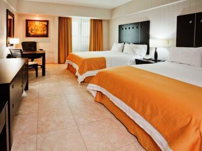 Express By Ihg Hotel