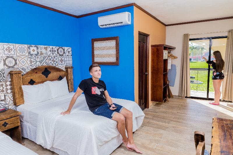 Hacienda Aeropuerto 4* Merida