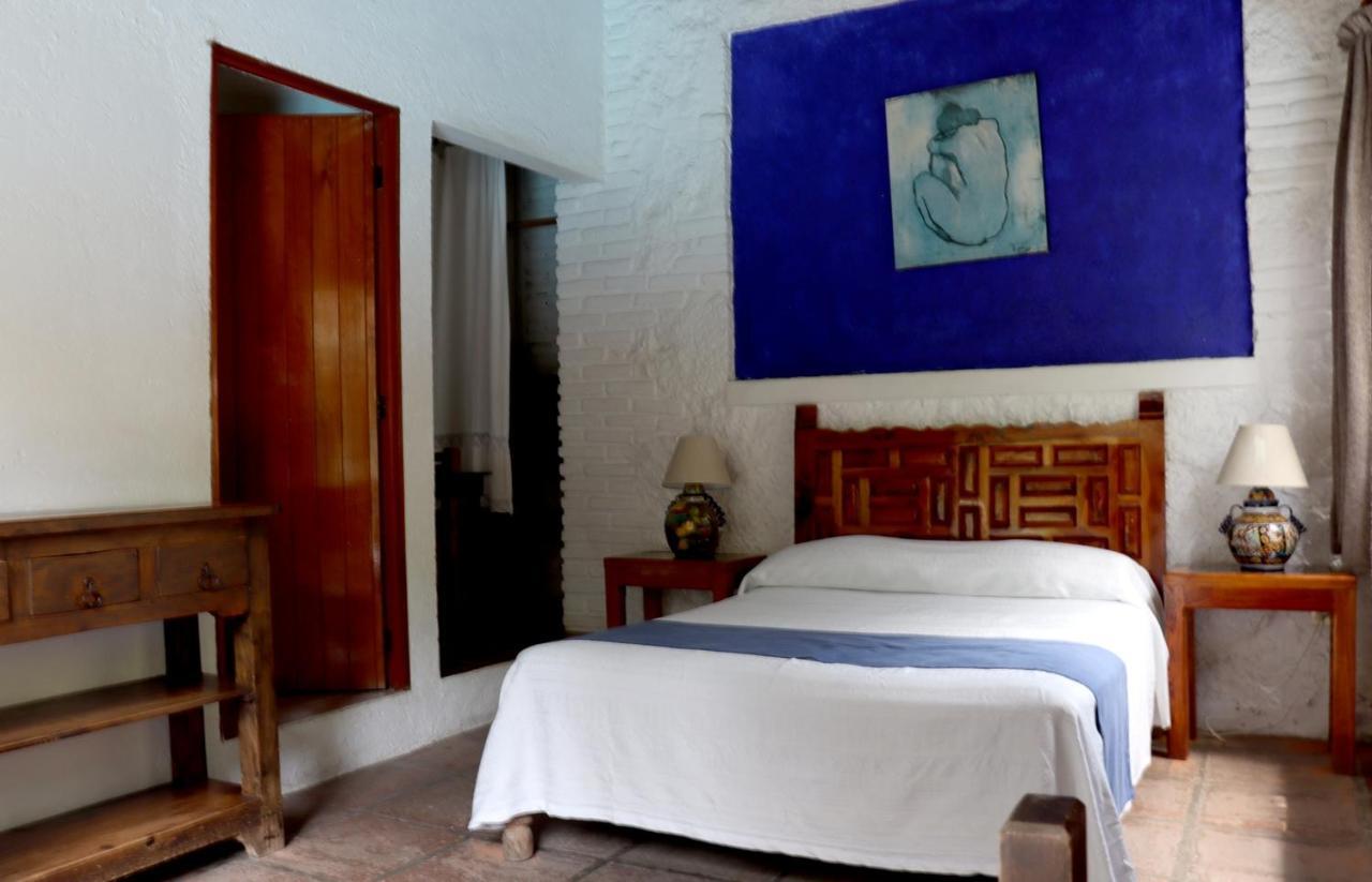 La Del Valle (adults Only)