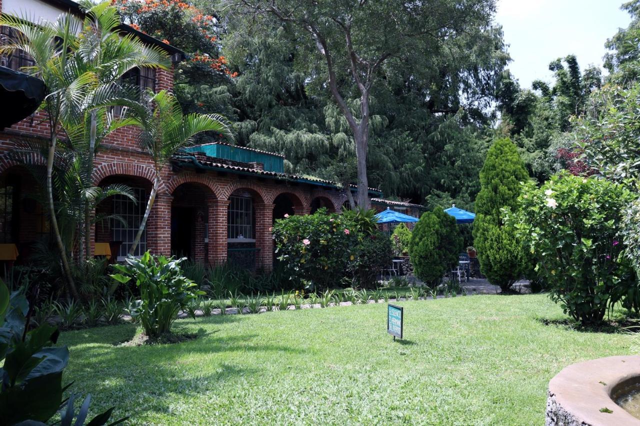 La Del Valle (adults Only)