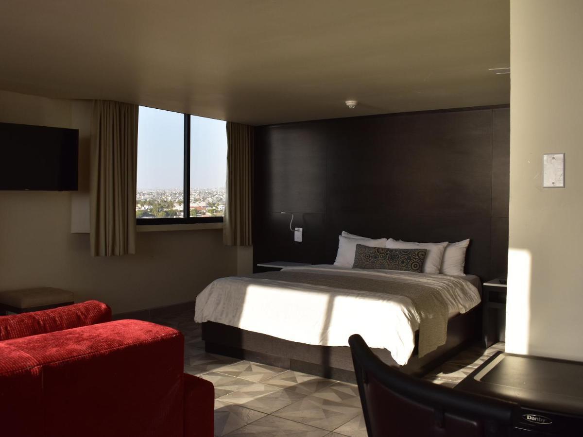 Hotel Corona Plaza Rosarito