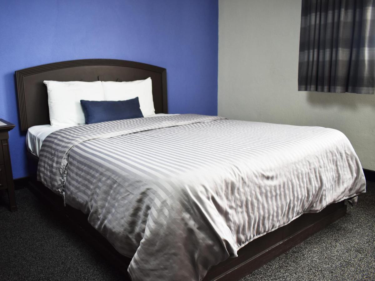 Corona Plaza 3* Rosarito