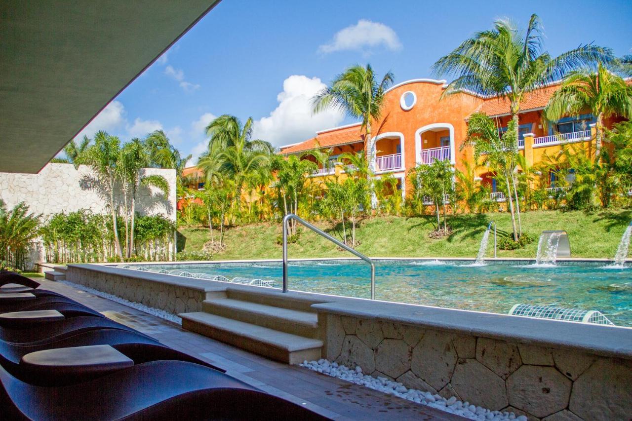 Resort Barcelo Maya Colonial
