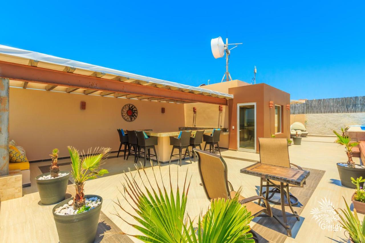Holiday home Isla 33 - 4 Bedroom Ph #1301 *