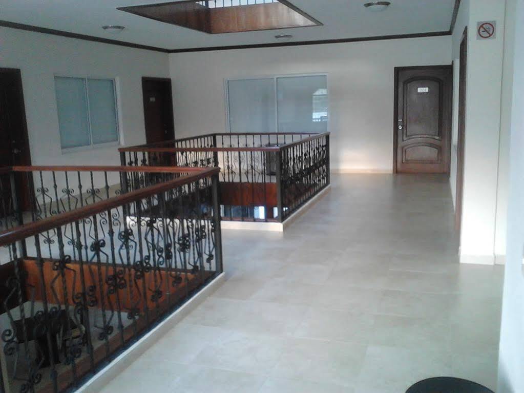Monte Salerno & 4*