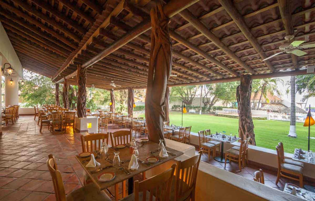 Resort Park Royal Ixtapa 4*