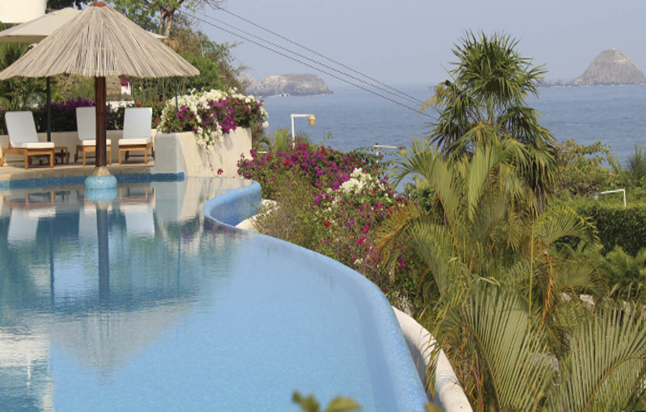 Pacifica Ixtapa Hotel
