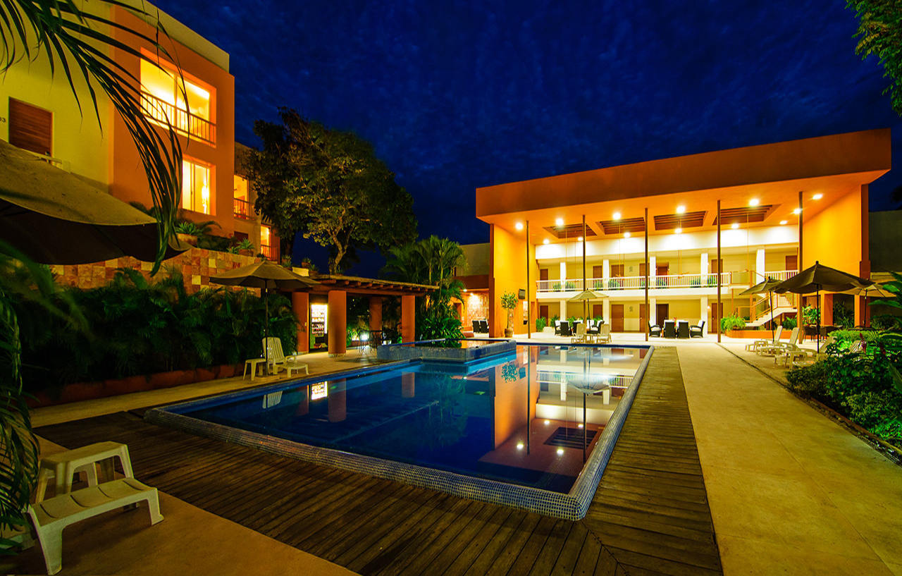 Ixzi Hotel 4*