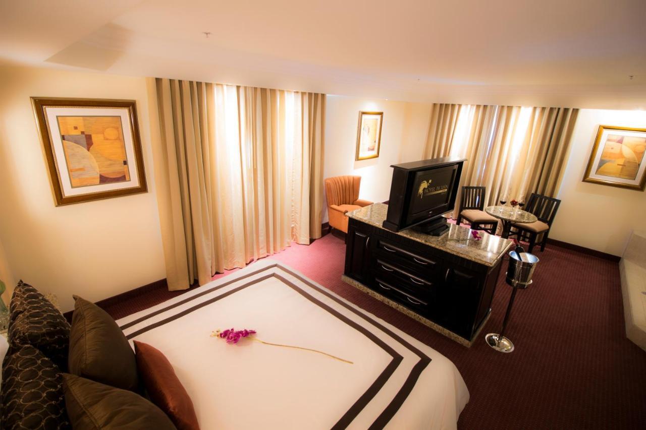 Ticuan 4* Tijuana