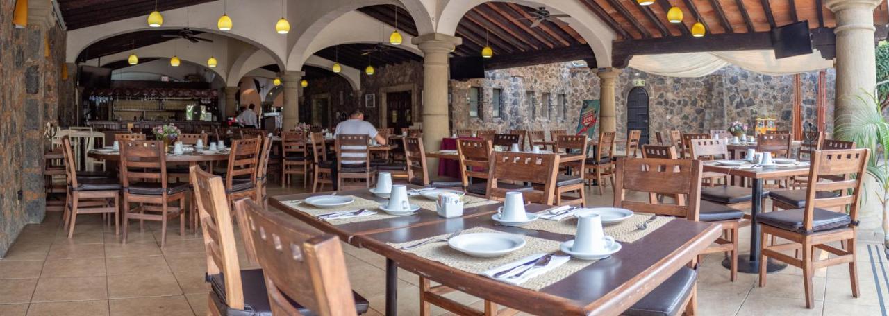 Coral Cuernavaca & 4*