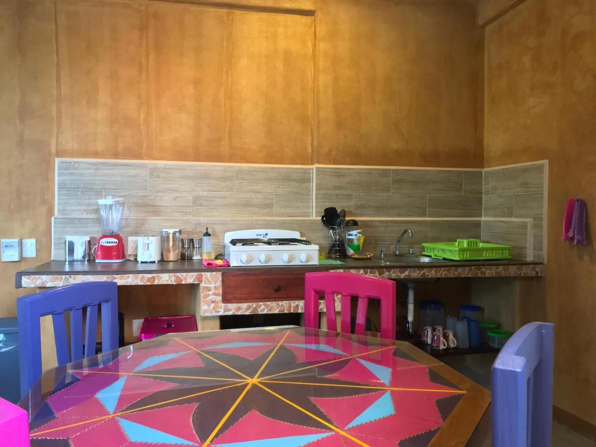 Nhis Be Suites Aparthotel Puerto Escondido (Oaxaca)