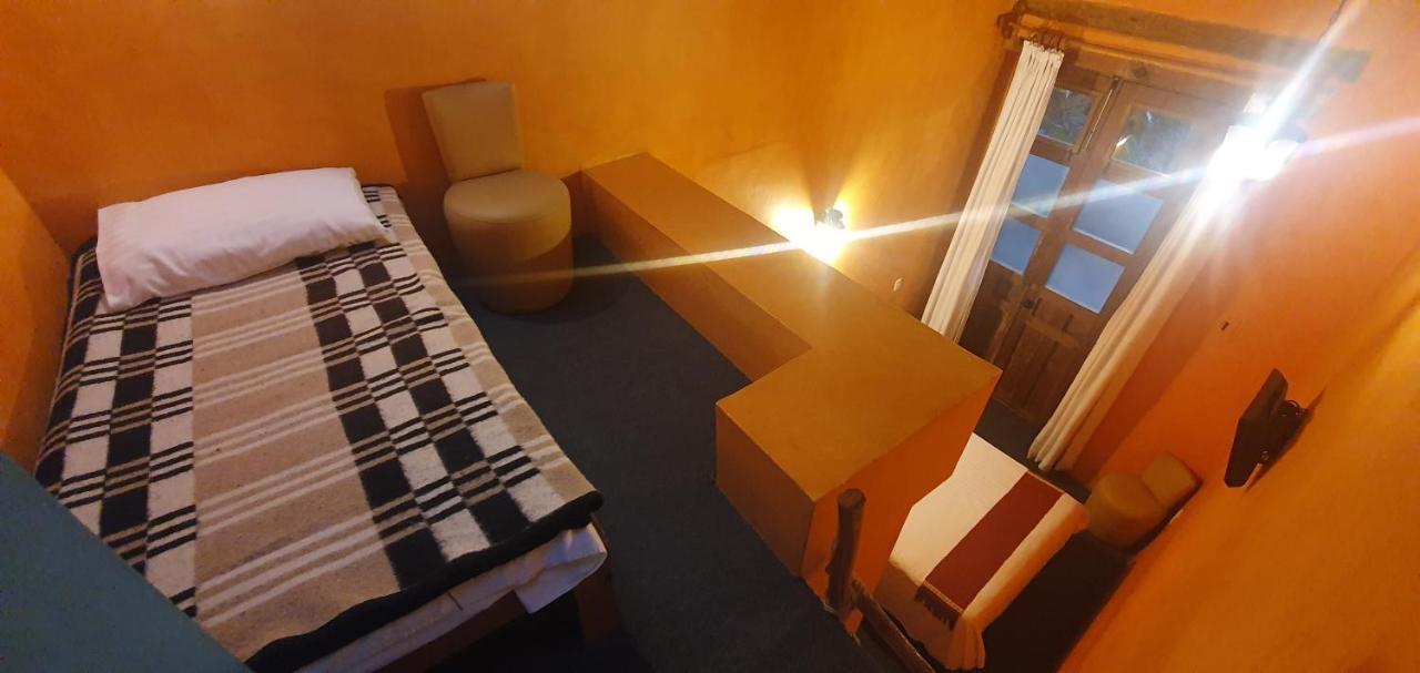 El Paraiso Hotel