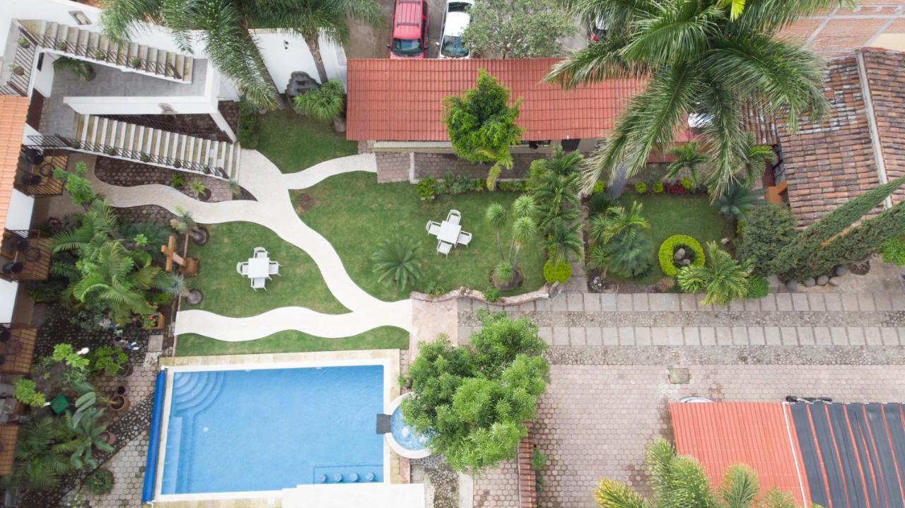 Hotel Concierge Flor Y Canto