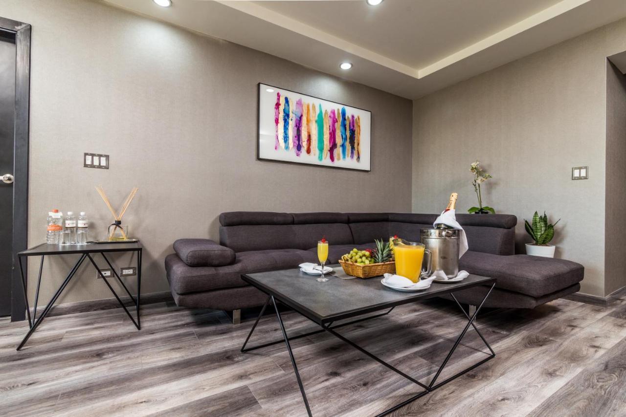 Hotel Pueblo Amigo Plaza Y Casino 4*