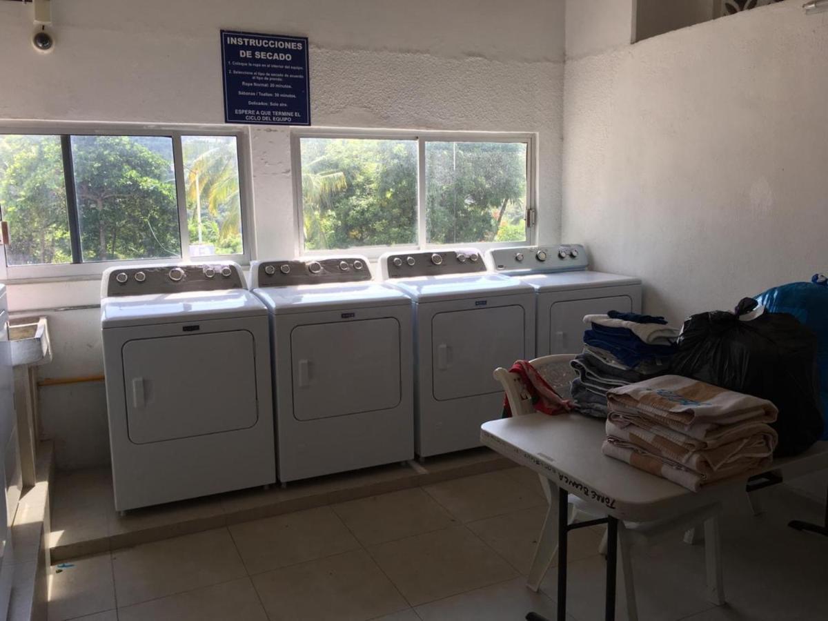 Apartment En Cabo Marques Diamante, Departamento Con Vistas Al Mar Y Atardeceres Espectaculares, Cerca Esta La Playa Al Nivel De La Caseta Del Condominio De Pto Marquez, Enfrente, Wifi, Restaurante, Albercas, 6 Personas Acapulco