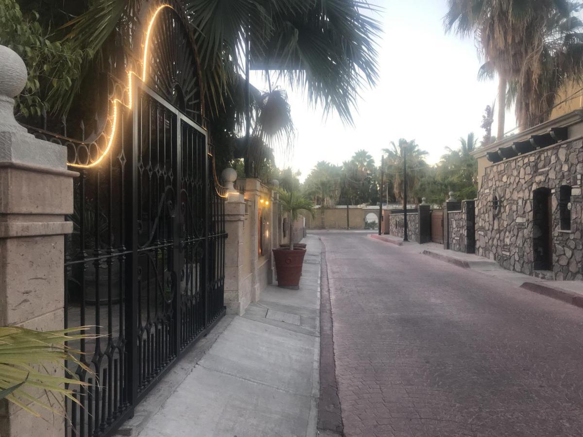 Del Cortes Hotel