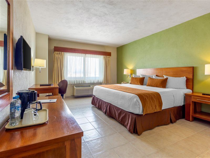 Inn Comfort Golfside & Marina