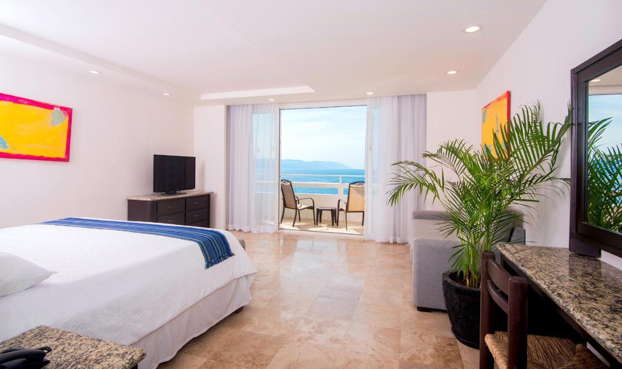 Delfin Hotel 3*