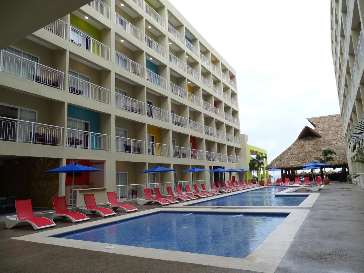Decameron Isla Coral Guayabitos, Ramada Resort