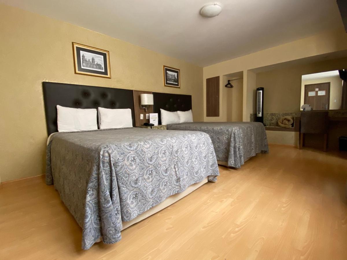 Hotel Castropol 3*