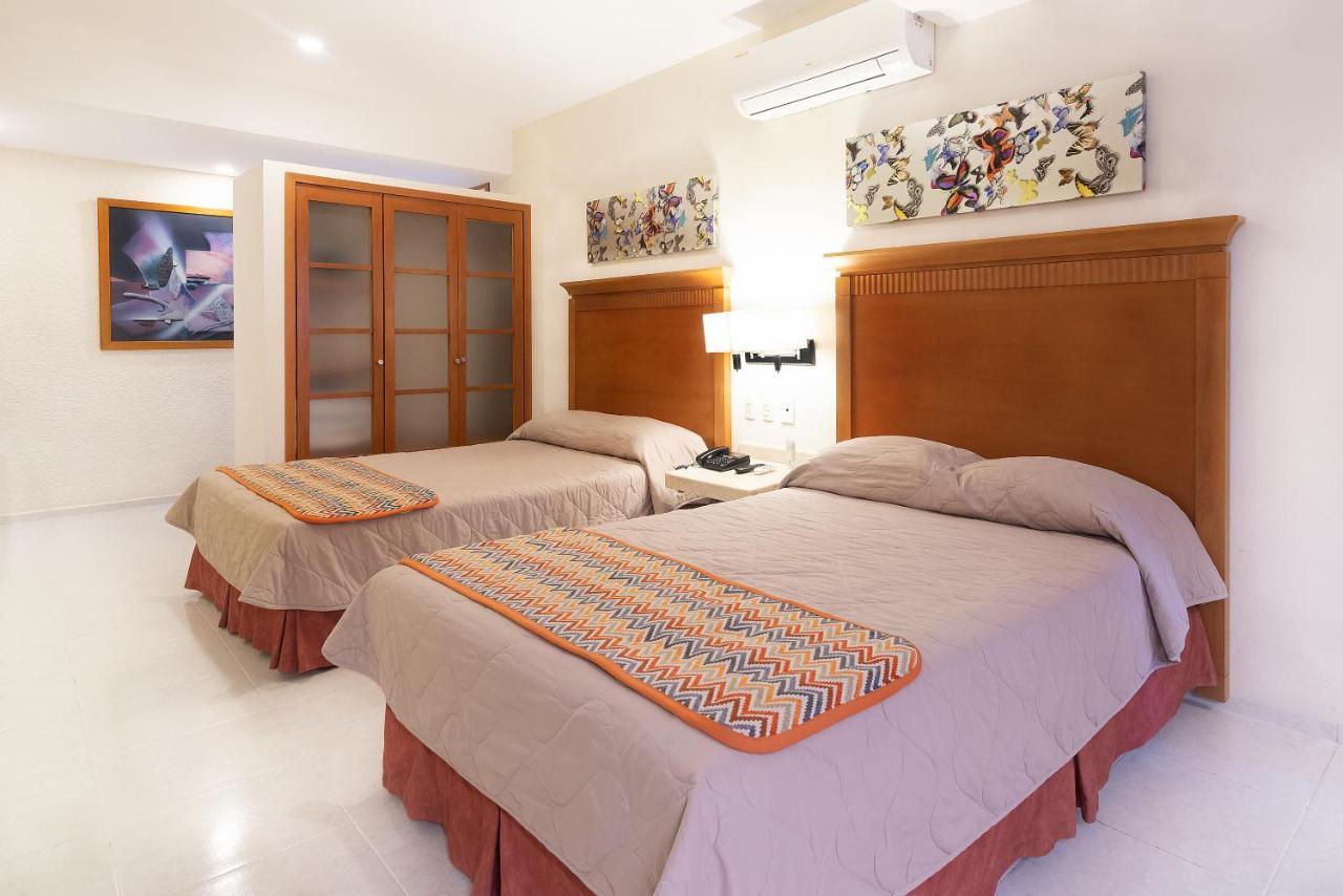 Hotel Y Nader Cancun
