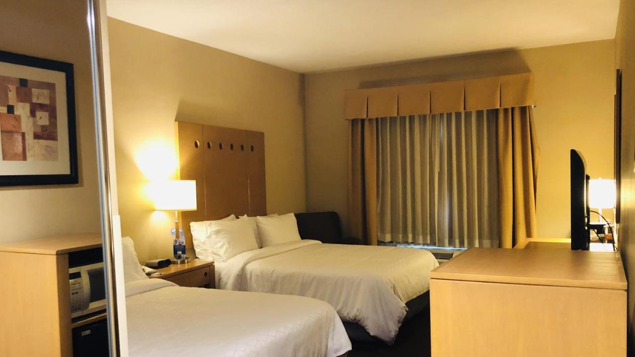 Express Zona Aeropuerto By Ihg Hotel Saltillo