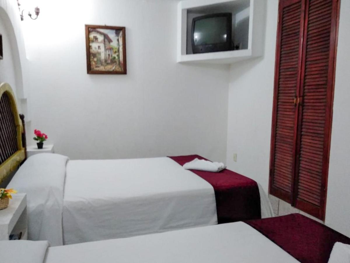 Esmeralda Hotel