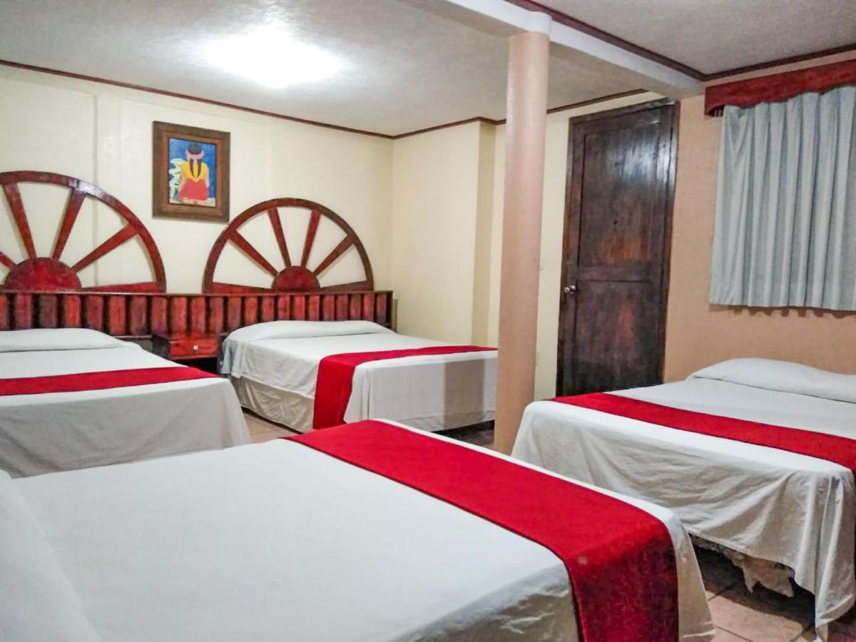 Esmeralda Hotel