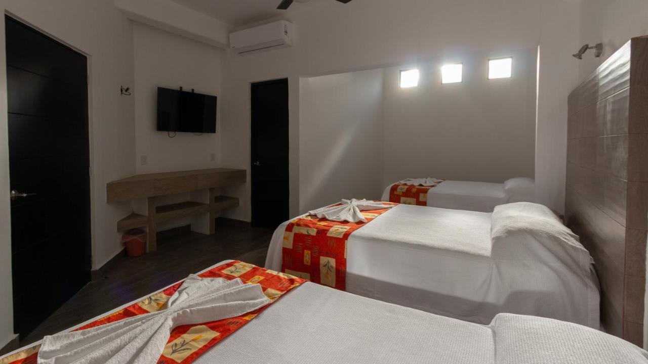 Hotel Galeria Del Angel 3*