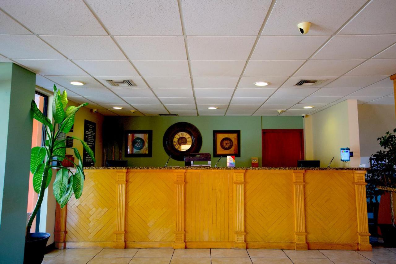 Consulado Hotel 3*