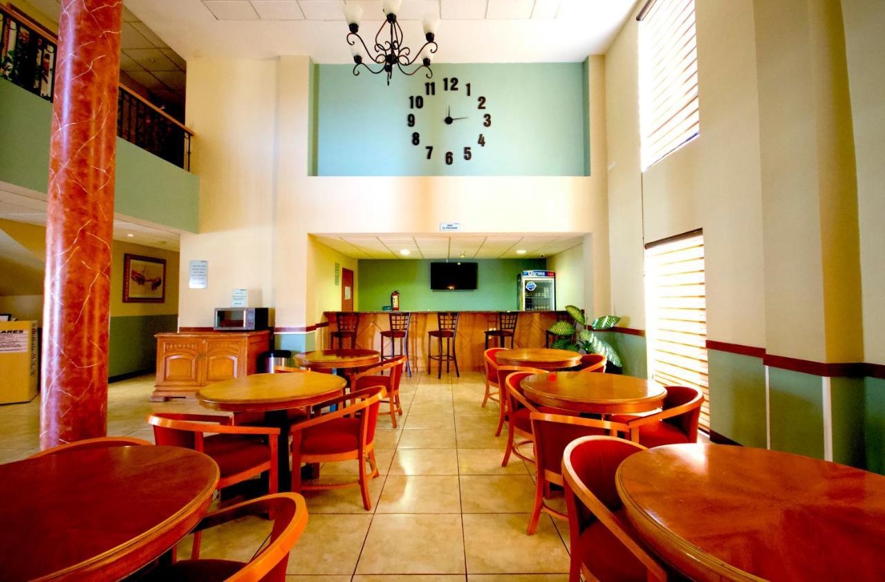 Hotel Consulado 3*