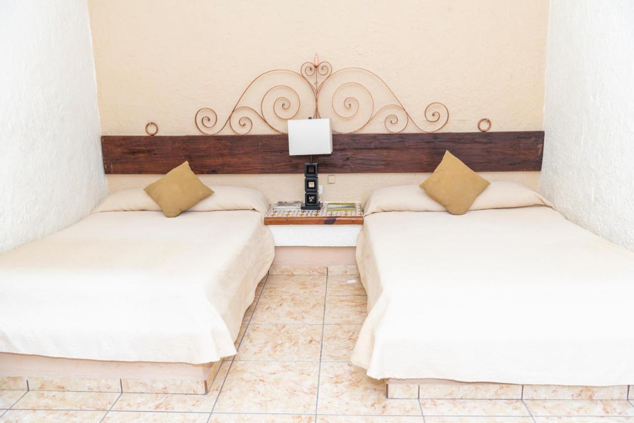 Hotel Santa Ana 3*