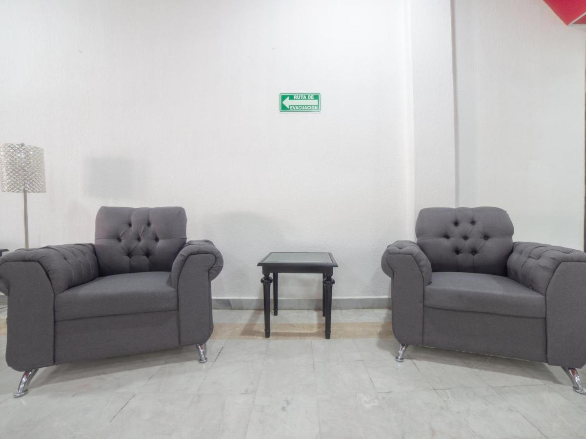 Capital O Casa Real Celaya 2*
