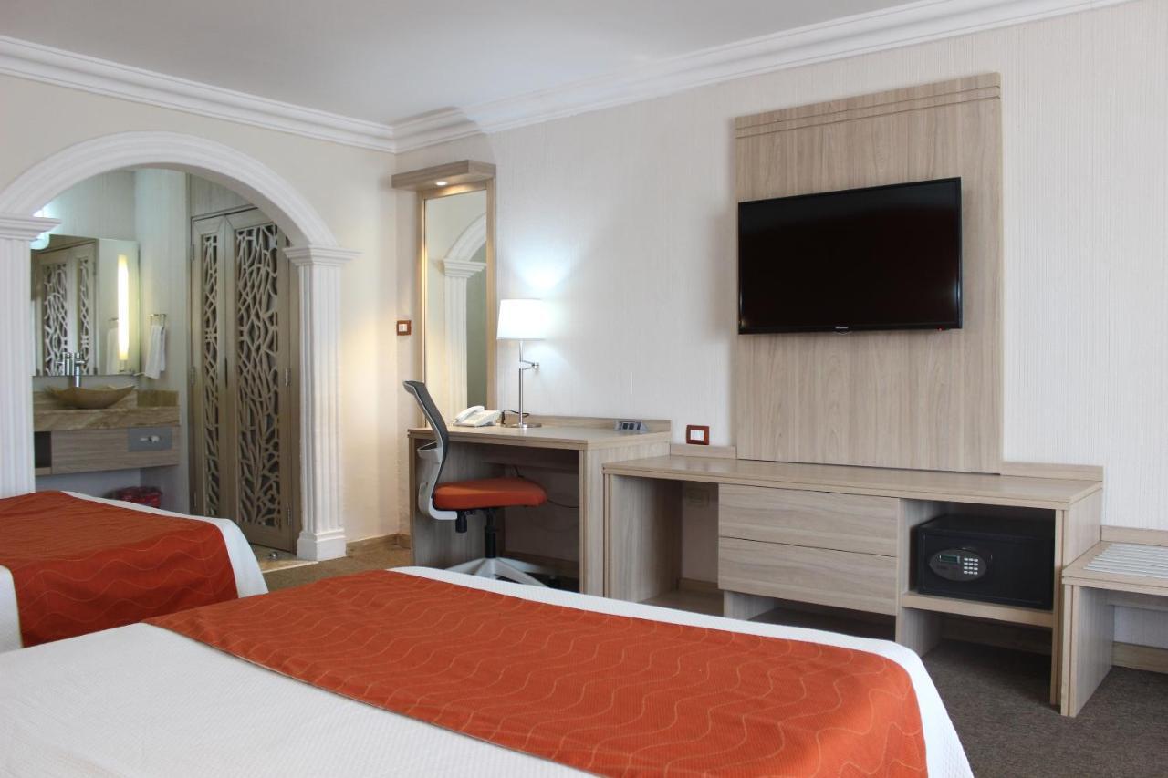 Flamingo Hotel 4*