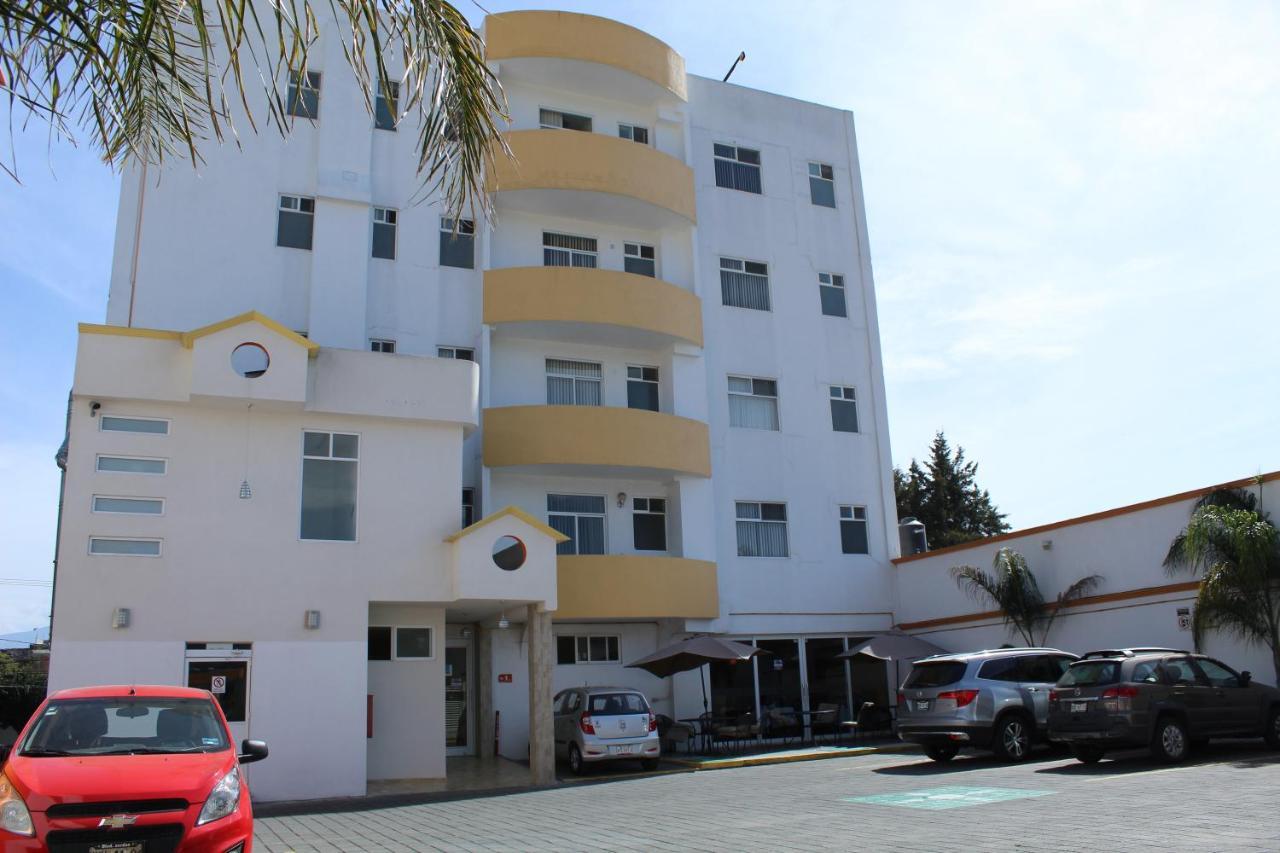 Senorial Hotel