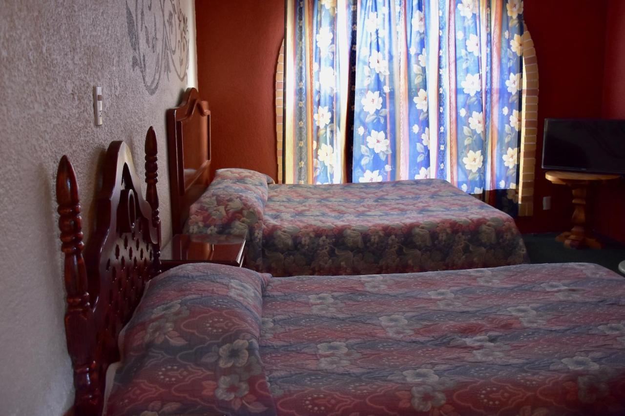 Ideal Rotamundos Hotel