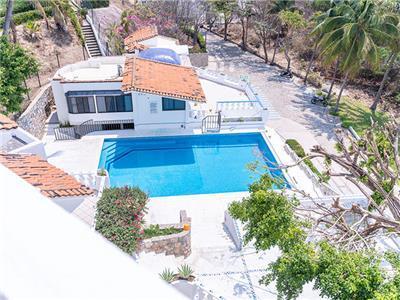 Hotel Coral Huatulco 4*
