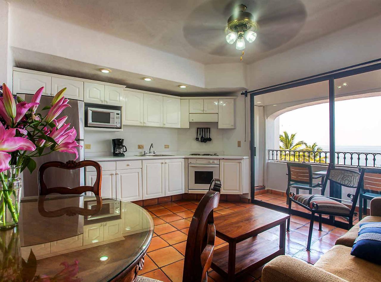 One Street Zona Romantica 4*