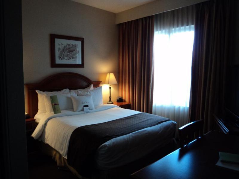 Doubletree By Hilton Hotel