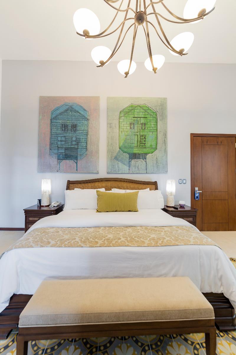 Delfina Boutique Hotel 5*