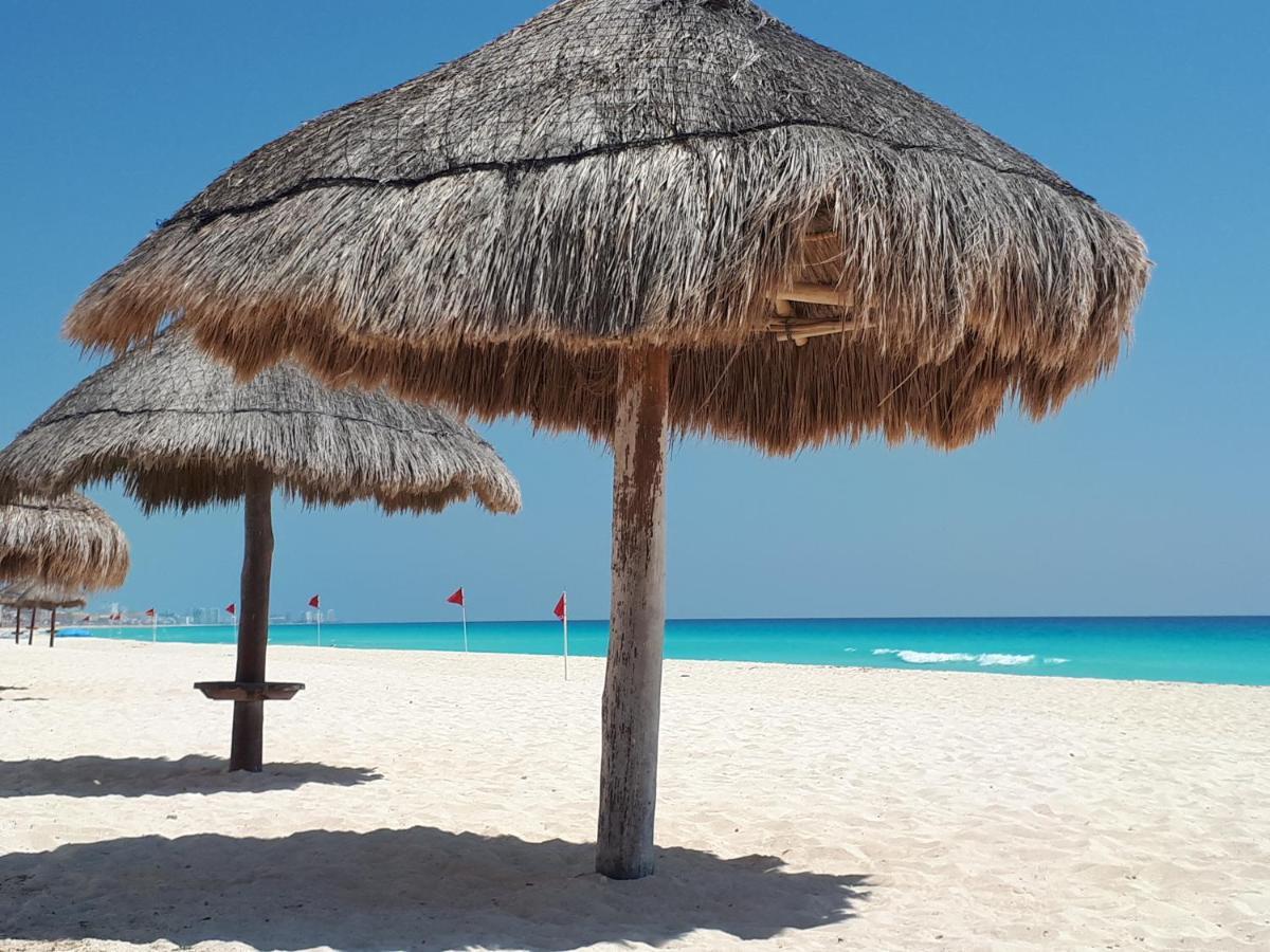 Brisas 10 Beachside Cancun