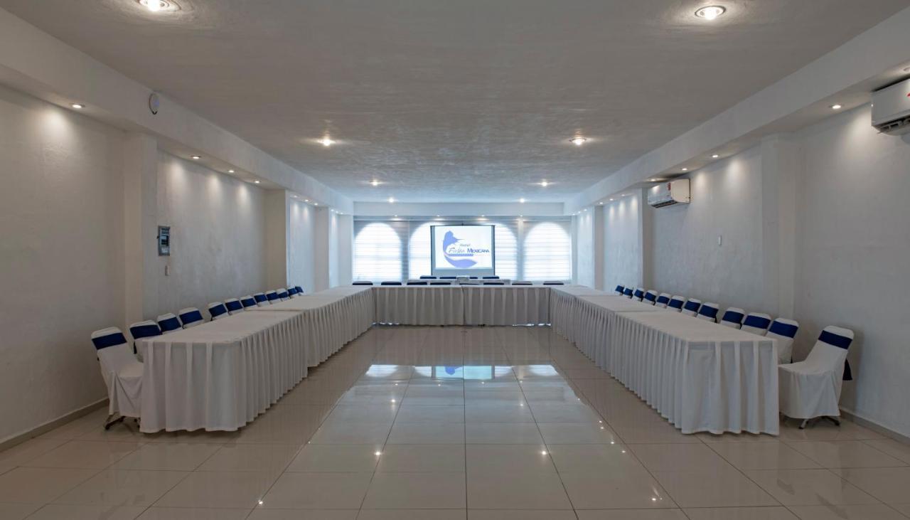 Fiesta Mexicana Hotel Manzanillo