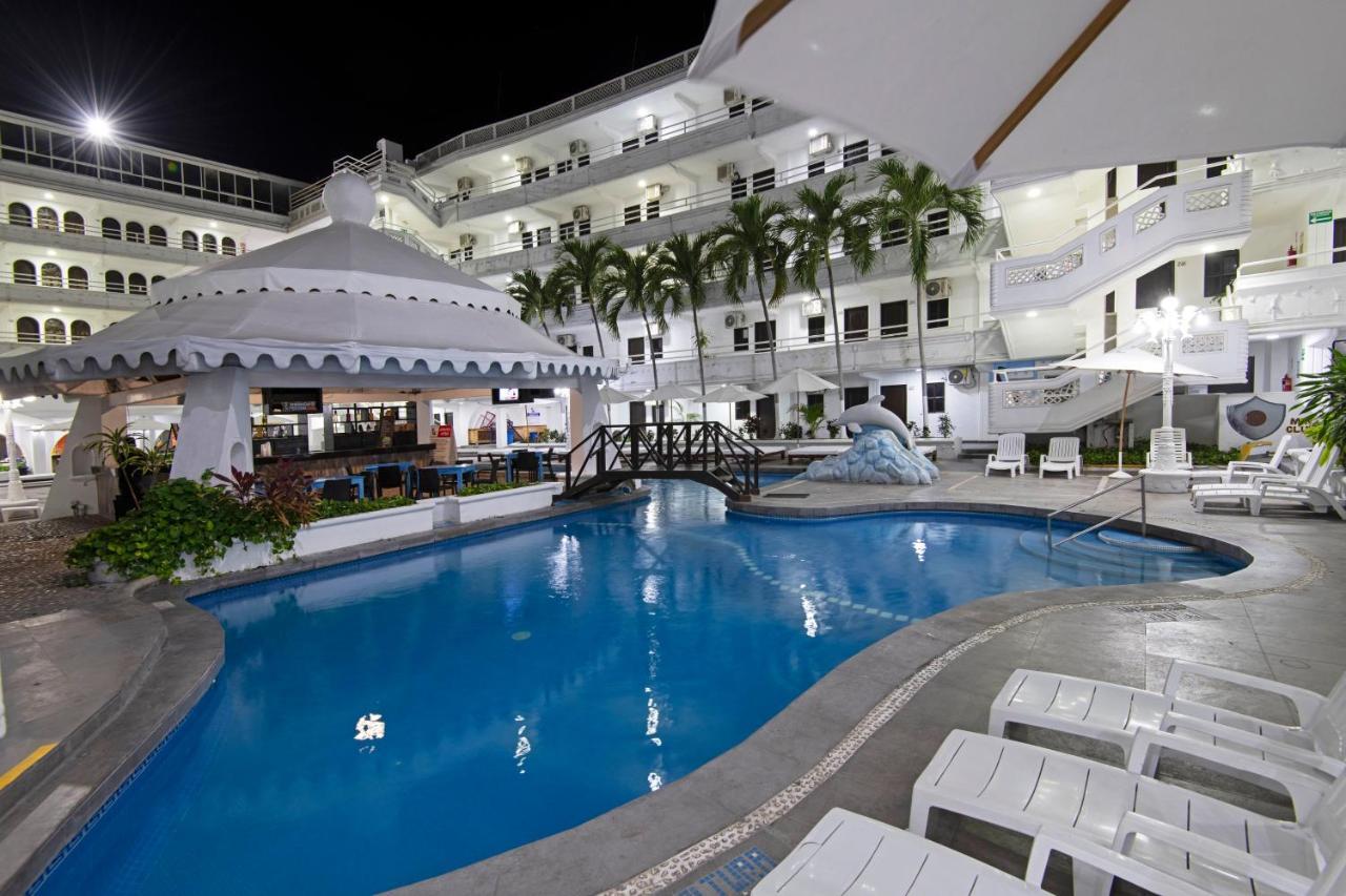 Fiesta Mexicana Hotel Manzanillo