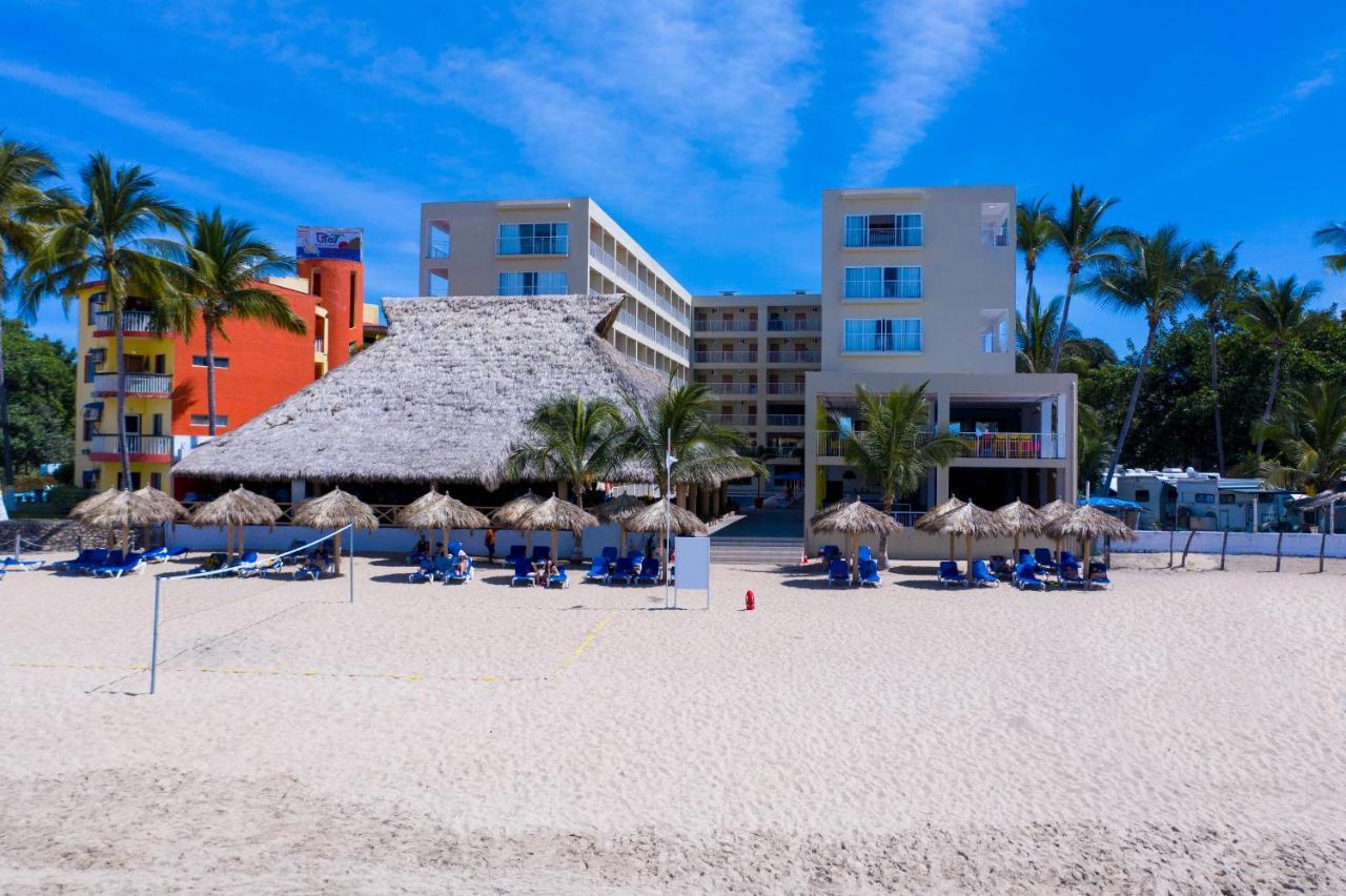 Decameron Isla Coral Guayabitos, Ramada Resort 3*