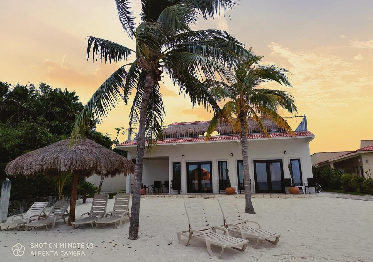 The Queen Of House -luxury Beachfront Villa- Million Dollars View Holiday home