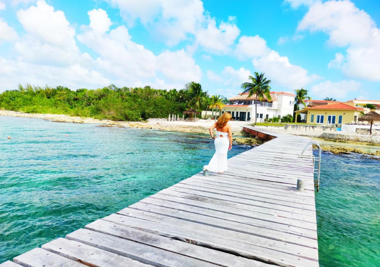 Holiday home The Queen Of House -luxury Beachfront Villa- Million Dollars View