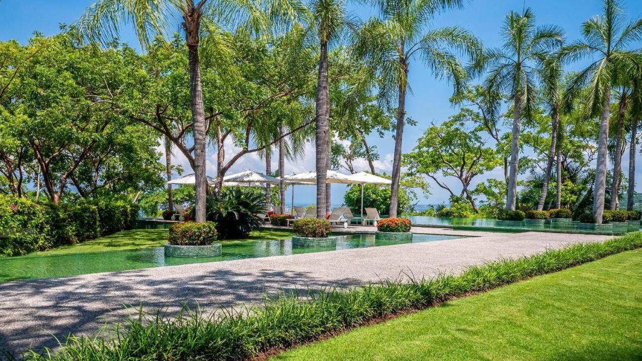 Avalon - 401 Luxury & Breathtaking Sunset Views Holiday home