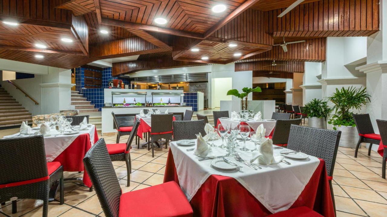 Park Royal Huatulco 4*