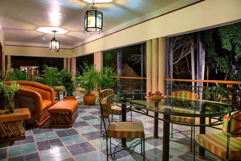 Hacienda Plantation & Museum 5*