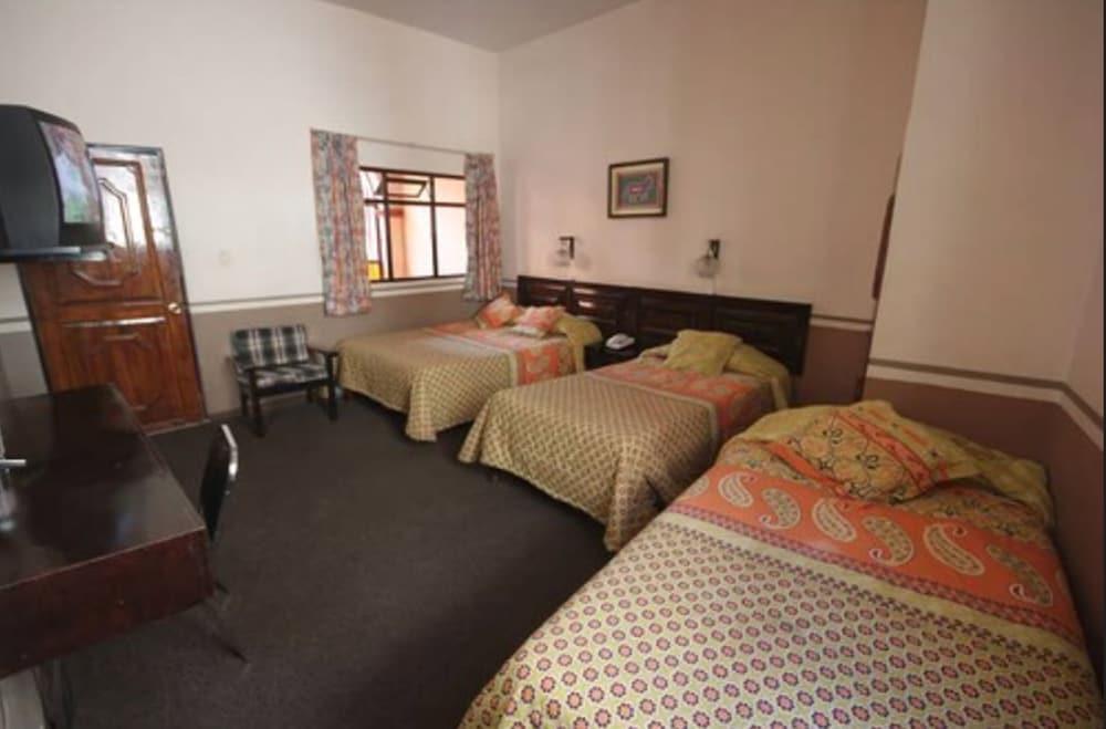 De La Moneda Hotel 3*